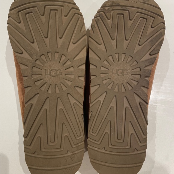 UGG Tasman Slippers | Size 9.5 | Chestnut | Shearling Lined | Lightly Worn - Picture 4 of 4